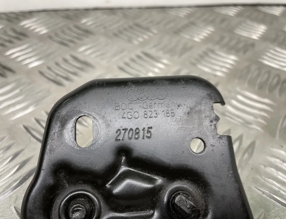 AUDI A7 C7/4G (2010-2020) Крюк капотa 4G0823186 27406384