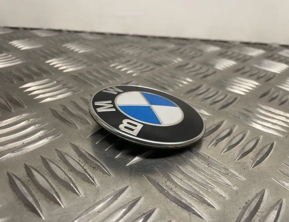 BMW 3 Series F30/F31 (2011-2020) Car manufacturer's badge 8219237 30992677