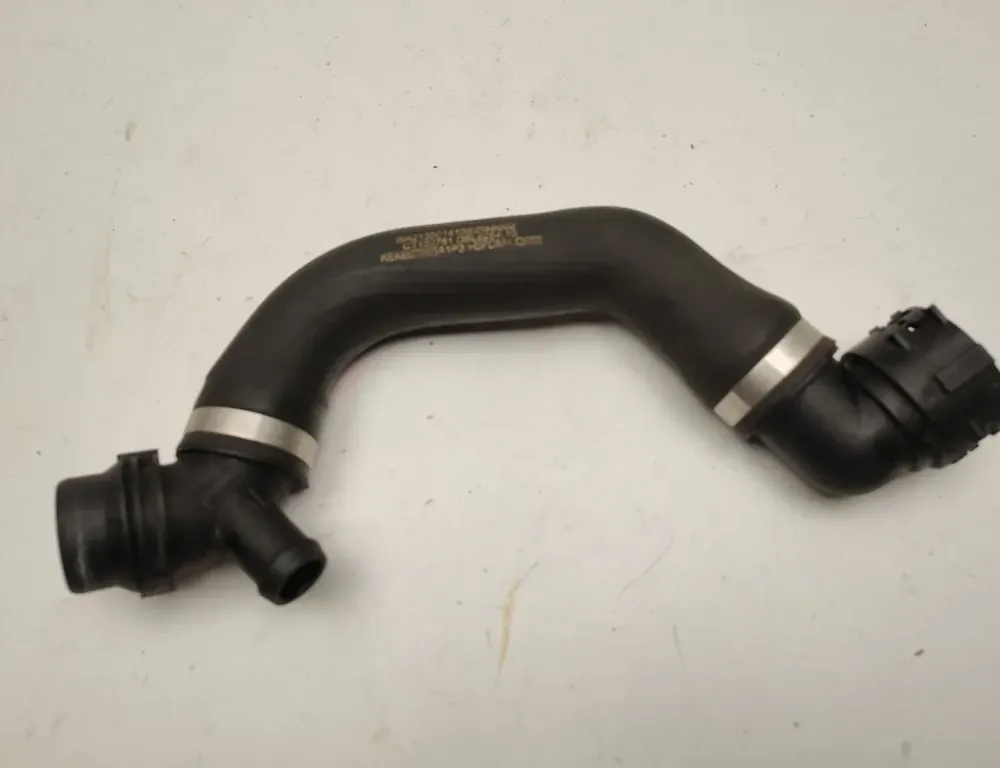 MERCEDES-BENZ E-Class W213/S213/C238/A238 (2016-2024) Шланг радиатора охлаждения двигателя правой стороны A2135014100 33925995