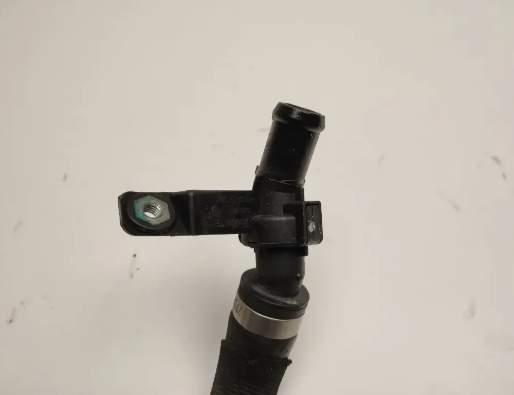 MERCEDES-BENZ C-Class W205/S205/C205 (2014-2023) Hoses A2058302102 34839914