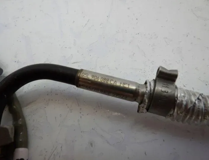 AUDI Q3 F3 (2018-2024) Датчик температуры выхлопных газов 05L906088CA 24265719