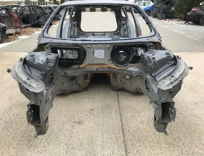 VOLVO V60 2 generation (2018-2023) Front left quarter 24283371