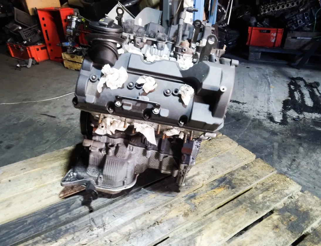 AUDI Q5 8R (2008-2017) Bare Engine 025768,CPN 14433313