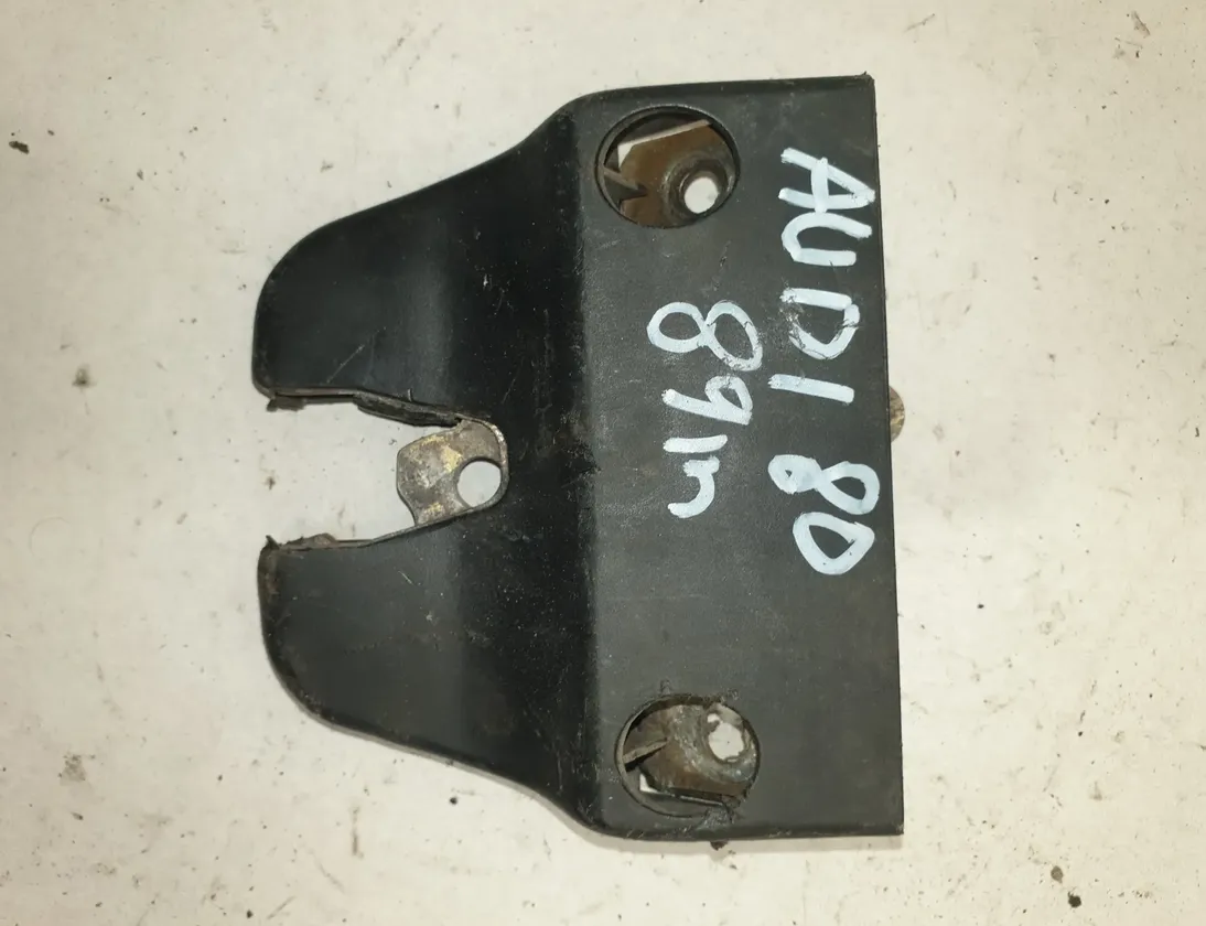 AUDI 80 B3 (1986-1992) Tailgate Boot Lock 893827505a 24245553