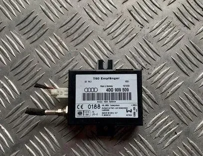 AUDI A6 allroad C5 (2000-2006) Bootlid Antenna Amplifier 4D0909509 21196359