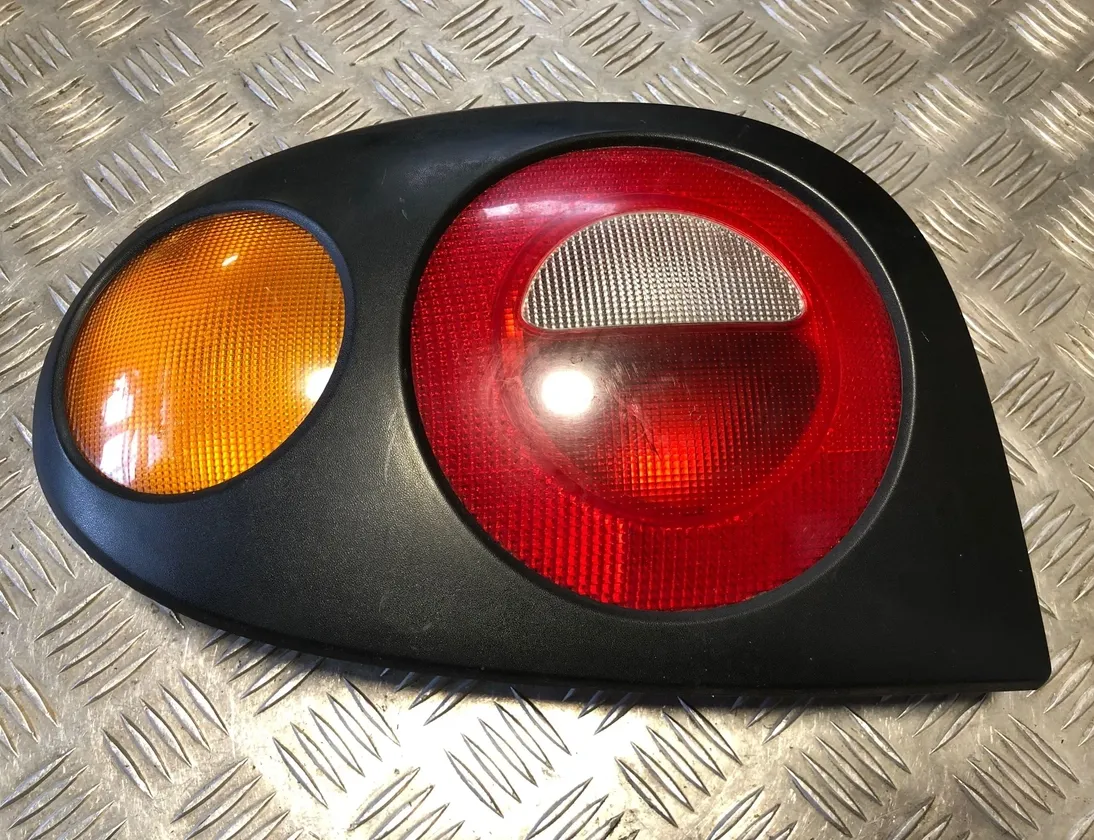RENAULT Megane 1 generation (1995-2003) Rear Left Taillight 7700830097 29115539