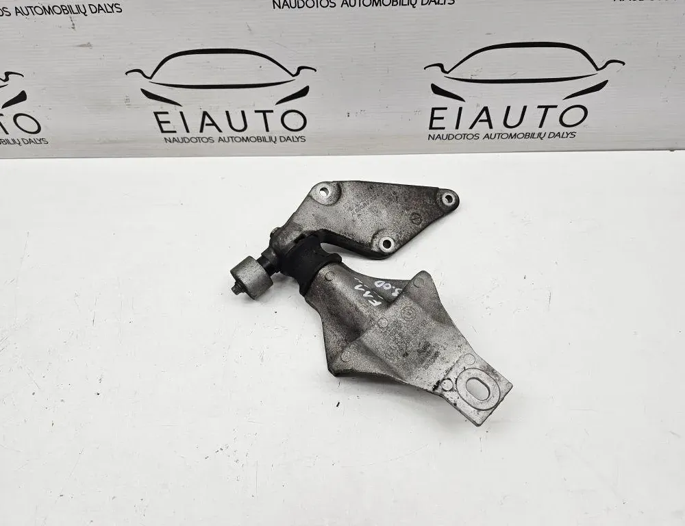 BMW 5 Series F10/F11 (2009-2017) Gearbox Mount Bracket 6788561,6788559 33964648