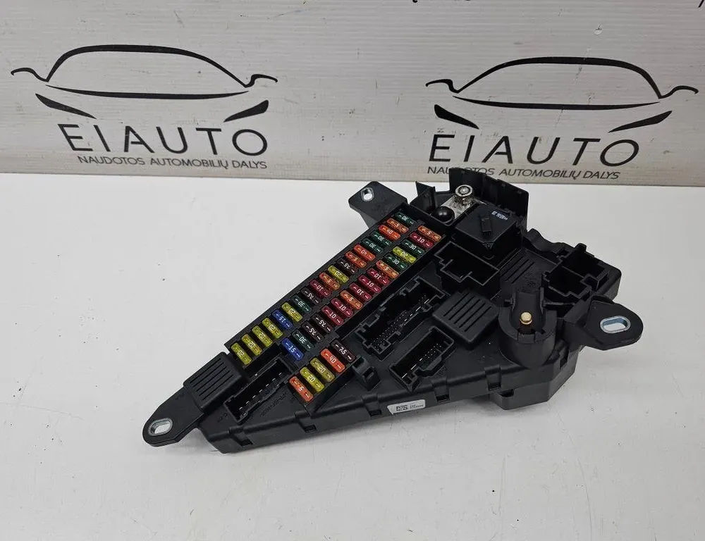 BMW 6 Series E63/E64 (2003-2010) Fuse box 6906618 33947890