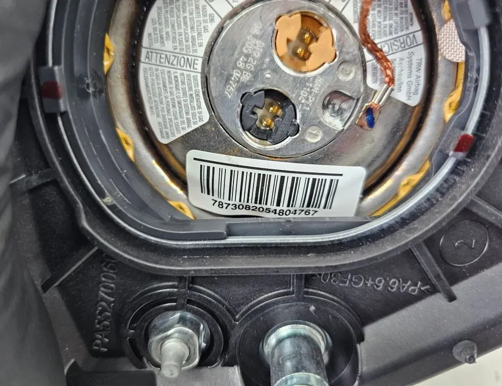 VOLVO V70 3 generation (2007-2020) Подушка безопасности руля SA55270100,PA55270060 33964335