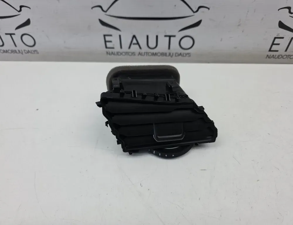 VOLKSWAGEN Tiguan 2 generation (2016-2024) Вентиляционные отверстия в приборной панели 5NM819709 33957735