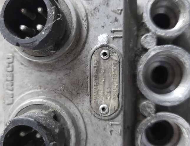 MERCEDES-BENZ ATEGO (1998-2004) Brake valve 4800010100 34268186