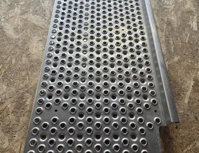 MERCEDES-BENZ ACTROS MP2 / MP3 (2002-present) Left Side Sideskirt A9405200631,MB940.520.06.31 34065533