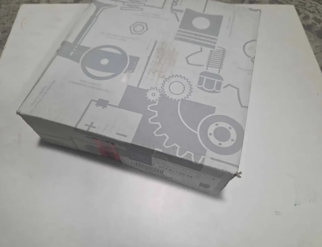 MERCEDES-BENZ ACTROS MP4 (2011-present) Front Left Door Mirror Glass a0028116533 34154847