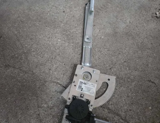 MERCEDES-BENZ ACTROS (1996-2002) Front Right Door Window Regulator 10r022833,ac930,A0007200179 34283926