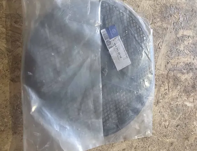 MERCEDES-BENZ ACTROS MP2 / MP3 (2002-present) Значок A9437512018 34065895