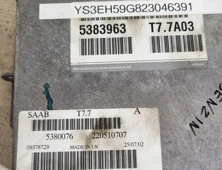 SAAB 9-5 1 generation (1997-2010) Engine Control Unit ECU 5383963,5380076 31506726