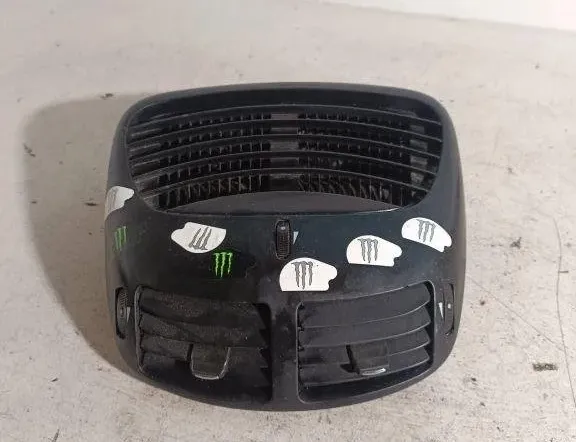 ALFA ROMEO 147 2 generation (2004-2010) Center console air vents 225501 31507081