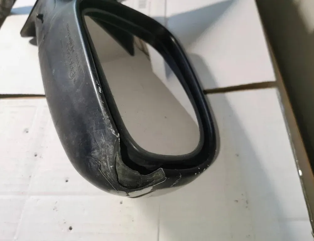 VOLVO V70 2 generation (2000-2008) Right Side Wing Mirror 015463 31508533