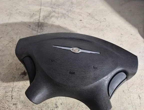 CHRYSLER Voyager 5 generation (2007-2020) Steering Wheel Airbag 31510550