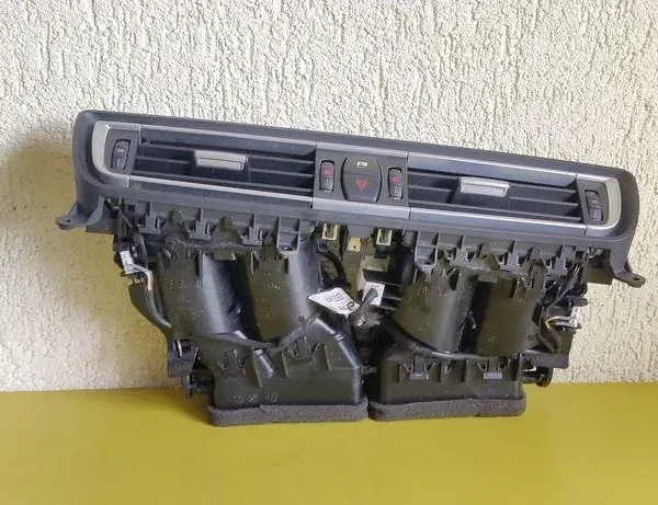 BMW 7 Series F01/F02 (2008-2015) Вентиляционные отверстия центральной консоли 9115859,64229115859 32243664