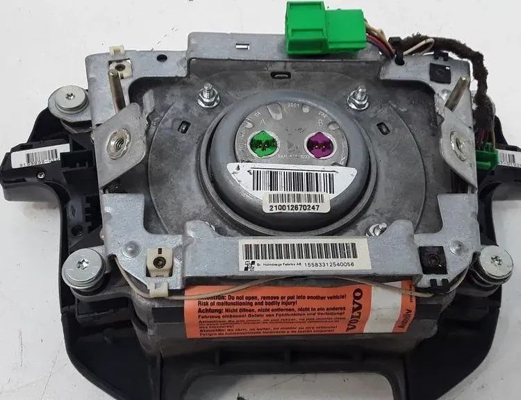 VOLVO V70 2 generation (2000-2008) Подушка безопасности руля 9199898 36264528