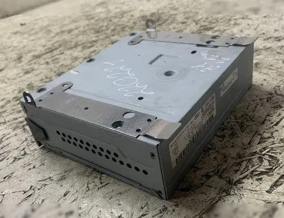 AUDI A4 B8/8K (2011-2016) Music Player With GPS 4F0035541 17467358