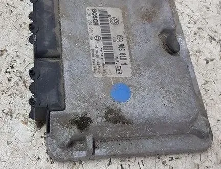 VOLKSWAGEN Beetle 2 generation (1998-2012) Engine Control Unit ECU 06A906018N 17470953