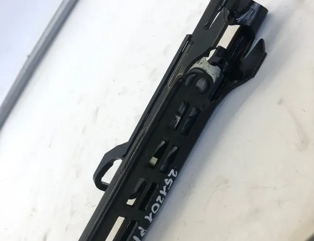 VOLKSWAGEN Passat Variant 1 generation (2010-2024) РЕГУЛИРОВОЧНАЯ ПЛАНКА РЕМНЯ БЕЗОПАСНОСТИ 565857819a 34276715