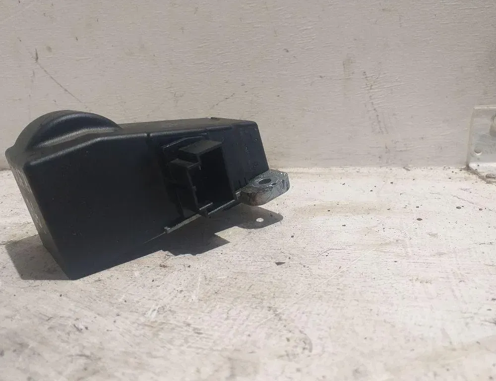 VOLKSWAGEN Passat B7 (2010-2015) Steering Locking Control Unit 3C0905861H 31476654