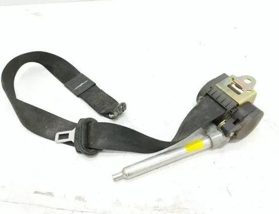 AUDI A6 C6/4F (2004-2011) Front Left Seatbelt 8A0857732 31903940