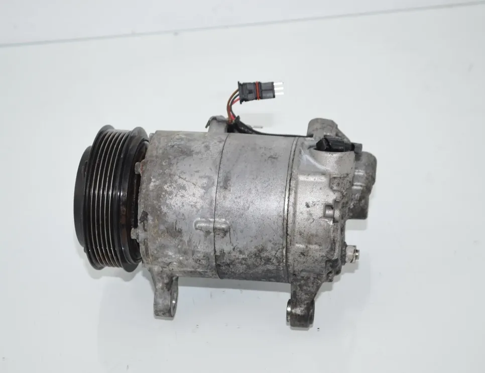 BMW X1 F48/F49 (2015-2023) Hасос кондиционера 5A5C712,64525A5C712,64525A3F1D2,5A3F1D2,64526826879,6826879,64526811432,6811432,64526811430,6811430,64529295050,9295050 33919150