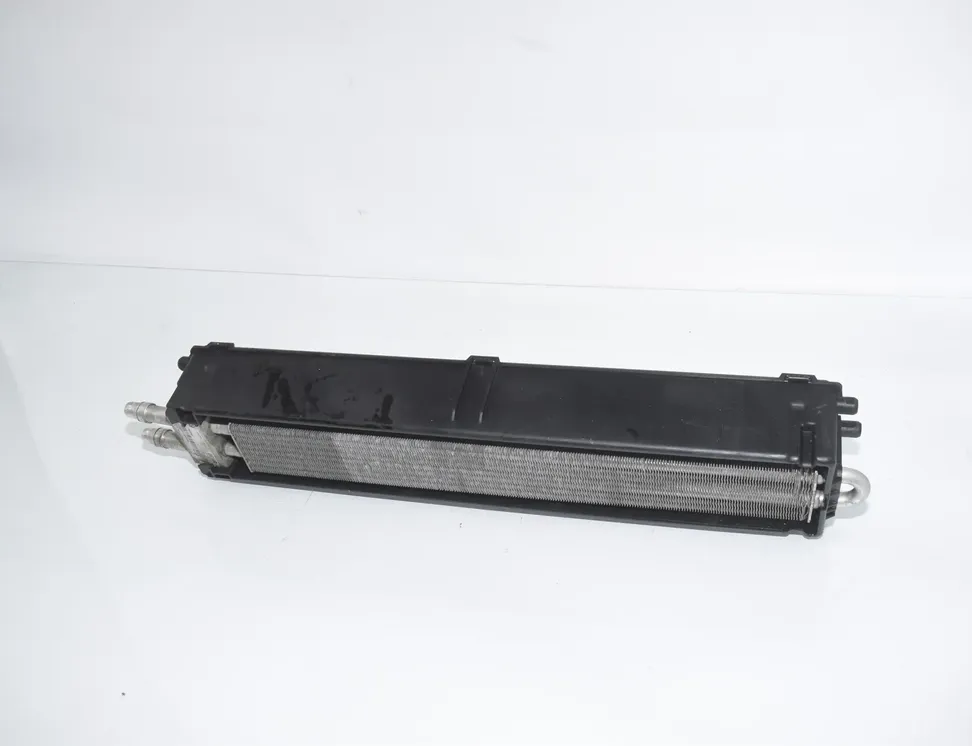 BMW X6 M F86 (2014-2020) Oil Cooler 7589470,7589472,7849683,17117589470,17117589472,17117849683 34842052