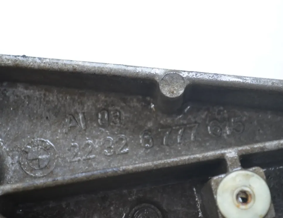 BMW 5 Series F10/F11 (2009-2017) Left Side Engine Bracket 6788561,22326788561,22325B69809,5B69809,7575061,31507575061,7575060,31507575060,6777615,22326777615,6781227 34154695