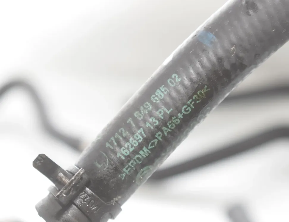 BMW X6 M F86 (2014-2020) Coolant Hose Pipe 7050109,7050106,7850102,7848370,7849685,6850684,6863321,7850100,9356079,17117850102,11537848370,17127849685,32416850684,6792489,32416792489,6779937,32416779937,34216863321,17127850100 34842329