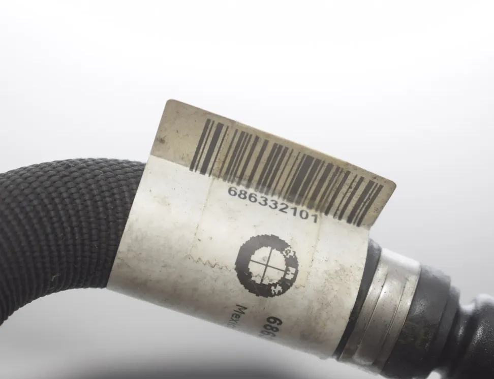 BMW X6 M F86 (2014-2020) Coolant Hose Pipe 7050109,7050106,7850102,7848370,7849685,6850684,6863321,7850100,9356079,17117850102,11537848370,17127849685,32416850684,6792489,32416792489,6779937,32416779937,34216863321,17127850100 34842329