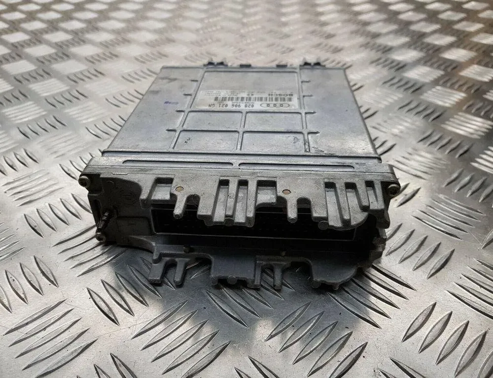 AUDI A4 B7/8E (2004-2008) Engine Control Unit ECU 028906021GN 31426498