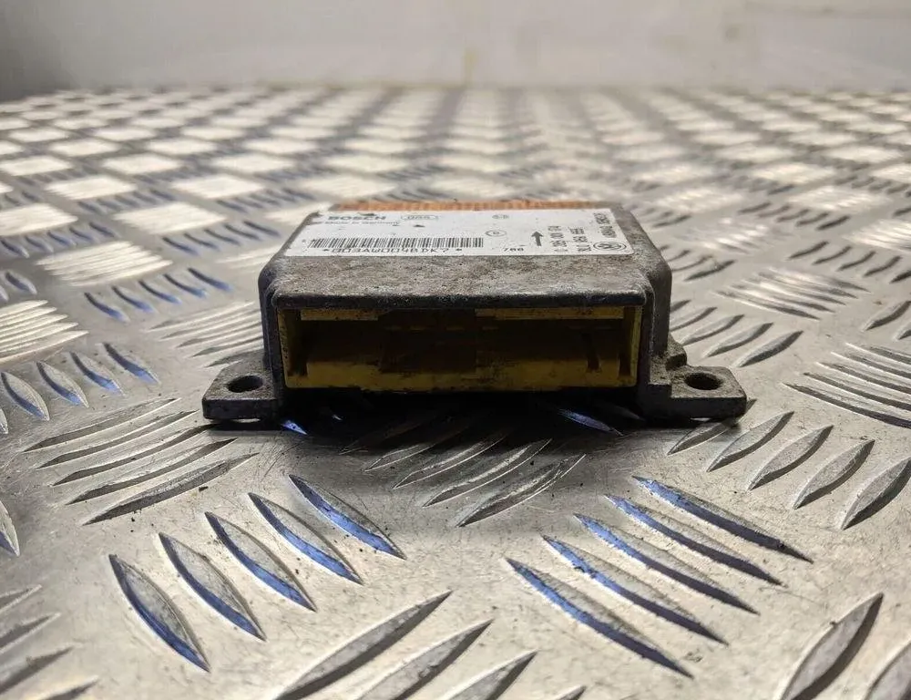 VOLKSWAGEN Passat B5 (1996-2005) SRS Control Unit 8L0959655 31429213