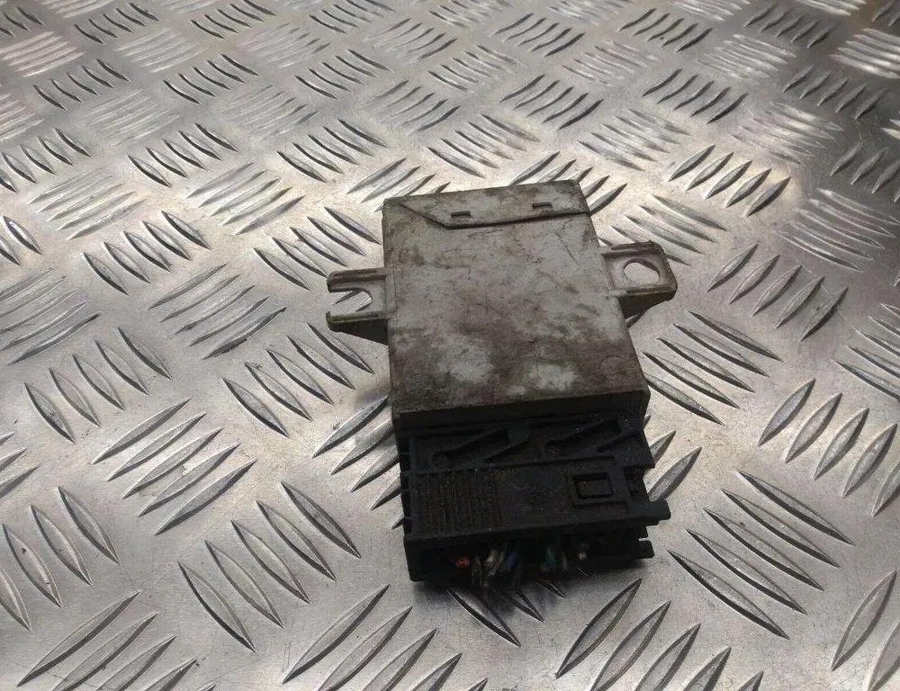 BMW 5 Series E39 (1995-2004) Immobiliser control unit 8369019 31434576