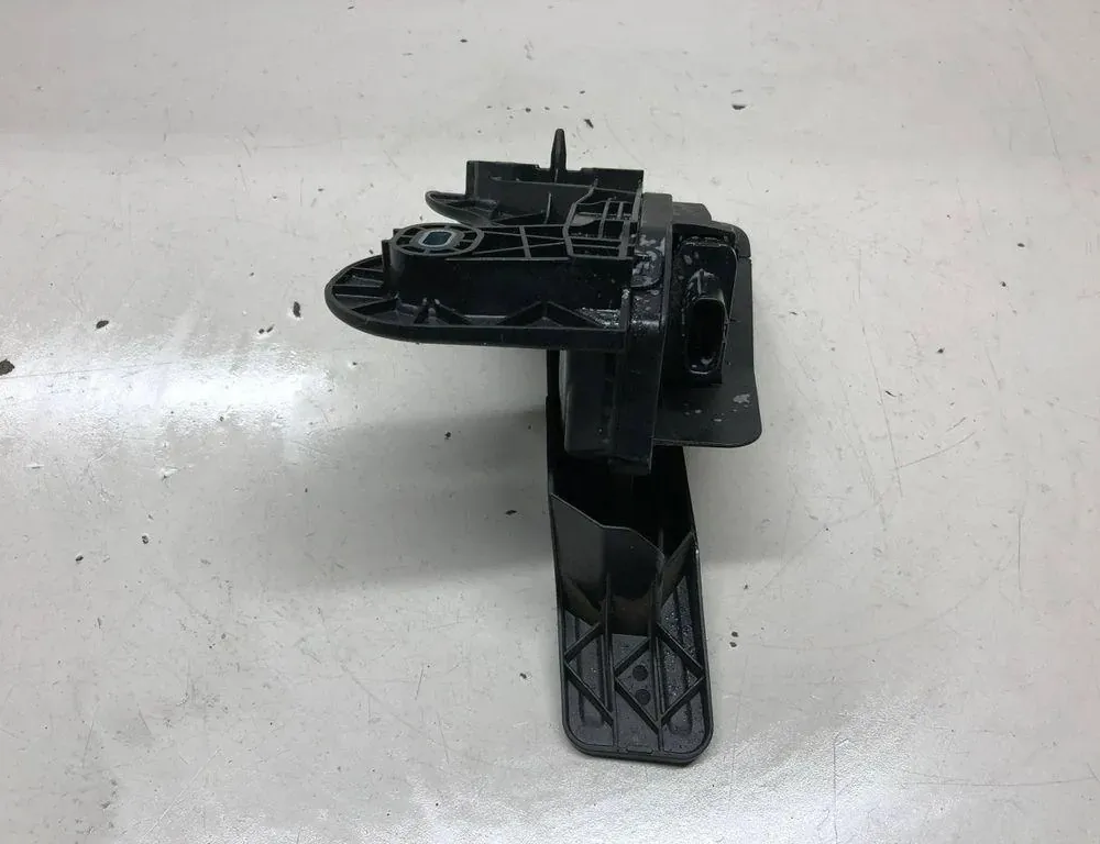MAZDA 6 GJ (2012-2024) Throttle Pedal GHK341600 35603103