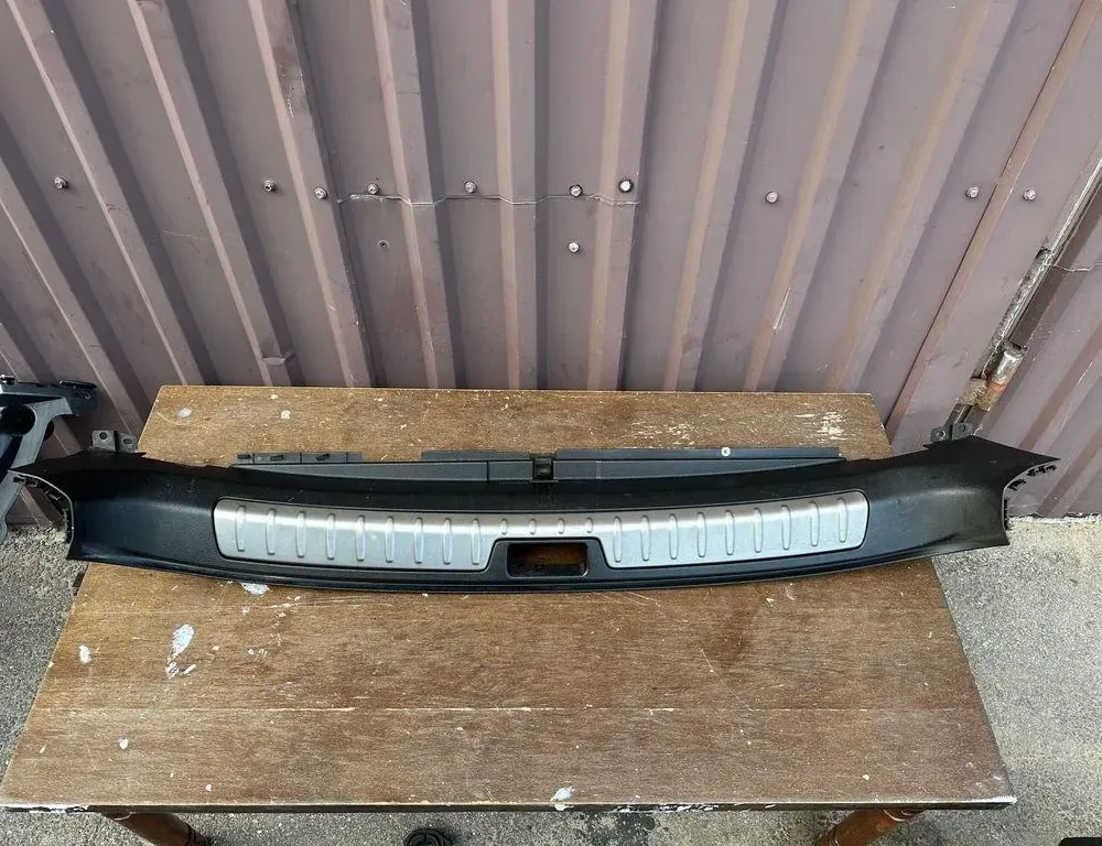 BMW X6 E71/E72 (2008-2012) Threshold Trim 10859510,6981004 35589846