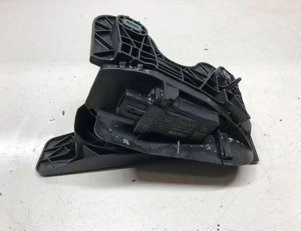 MAZDA 6 GJ (2012-2024) Throttle Pedal GHK341600 35603103