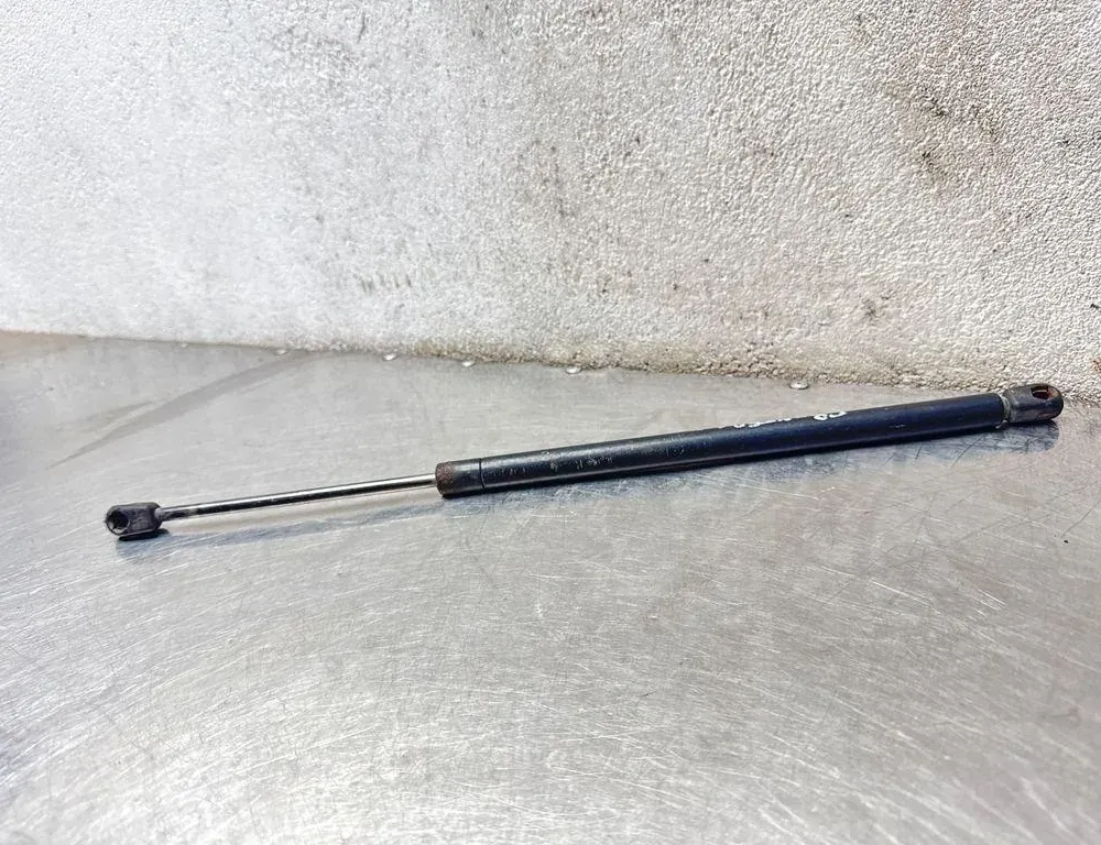 OPEL Frontera B (1998-2004) Left Side Tailgate Gas Strut 8972117480 34467130