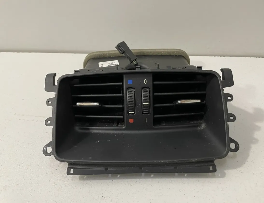 BMW 3 Series E90/E91/E92/E93 (2004-2013) Вентиляционные отверстия центральной консоли 7129556 13973646