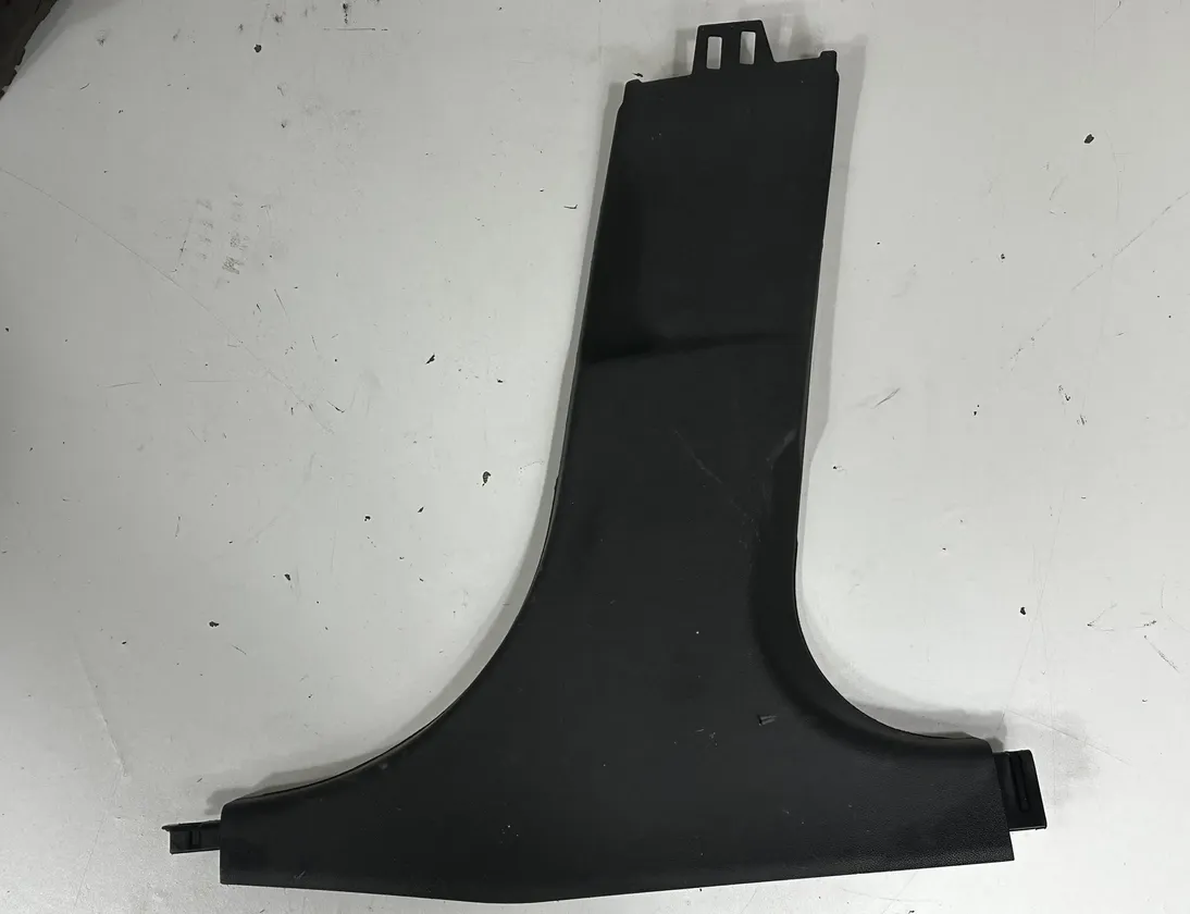 BMW 3 Series G20/G21/G28 (2018-2024) Right Side B Pillar Trim 7433244,7496996 24817779