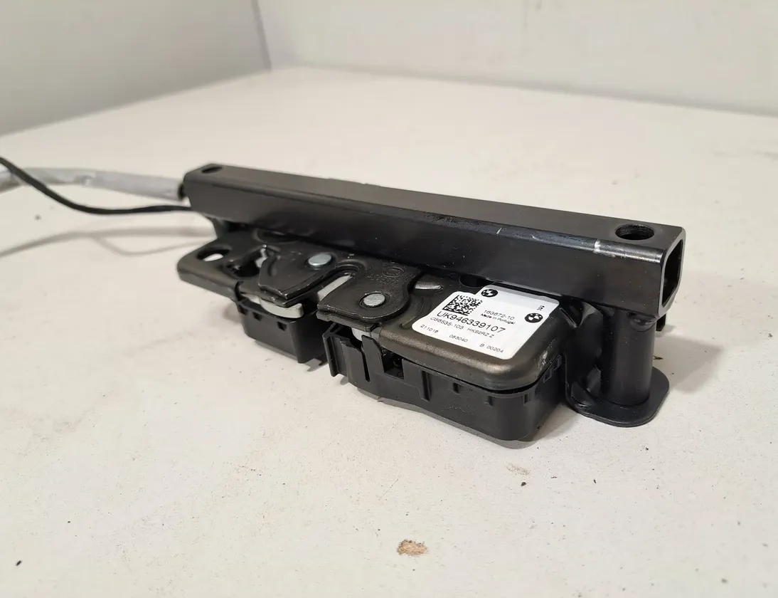 BMW 4 Series G22, G23, G26 (2020-2023) Tailgate Boot Lock 9463391,7430626 33520435
