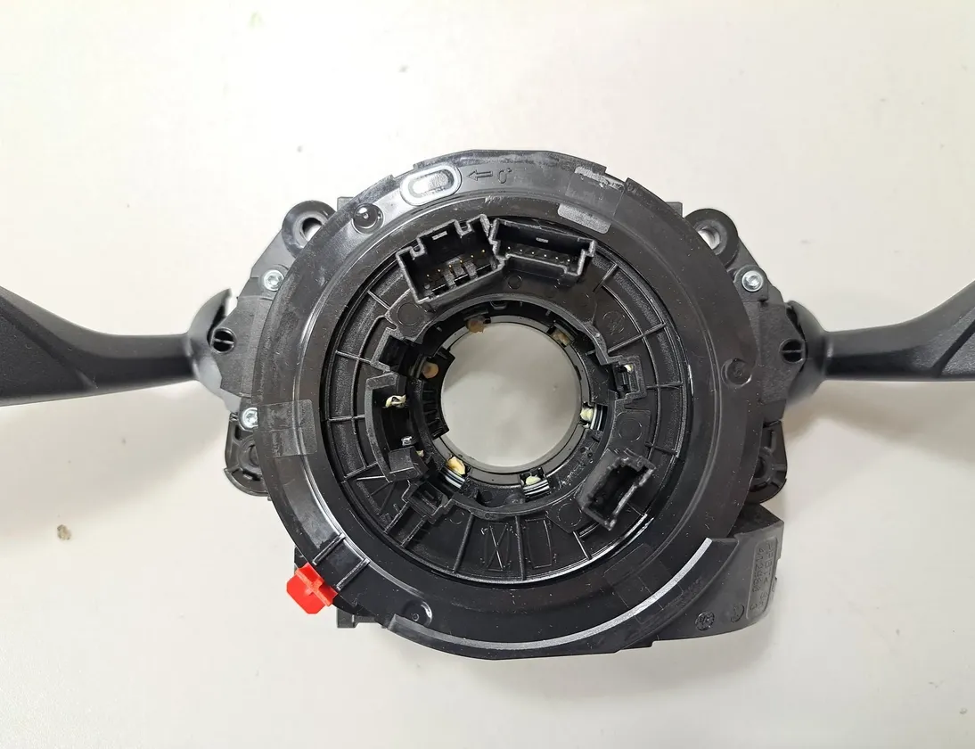 BMW X7 G07 (2018-2024) Steering Wheel Slip Ring Squib 5A819E9,5B4E793,5A596B6,5A66CF1,5A63E58,5A1D203,9436672,9437981,7944074,6846676,6839787,5A0C524 33530469