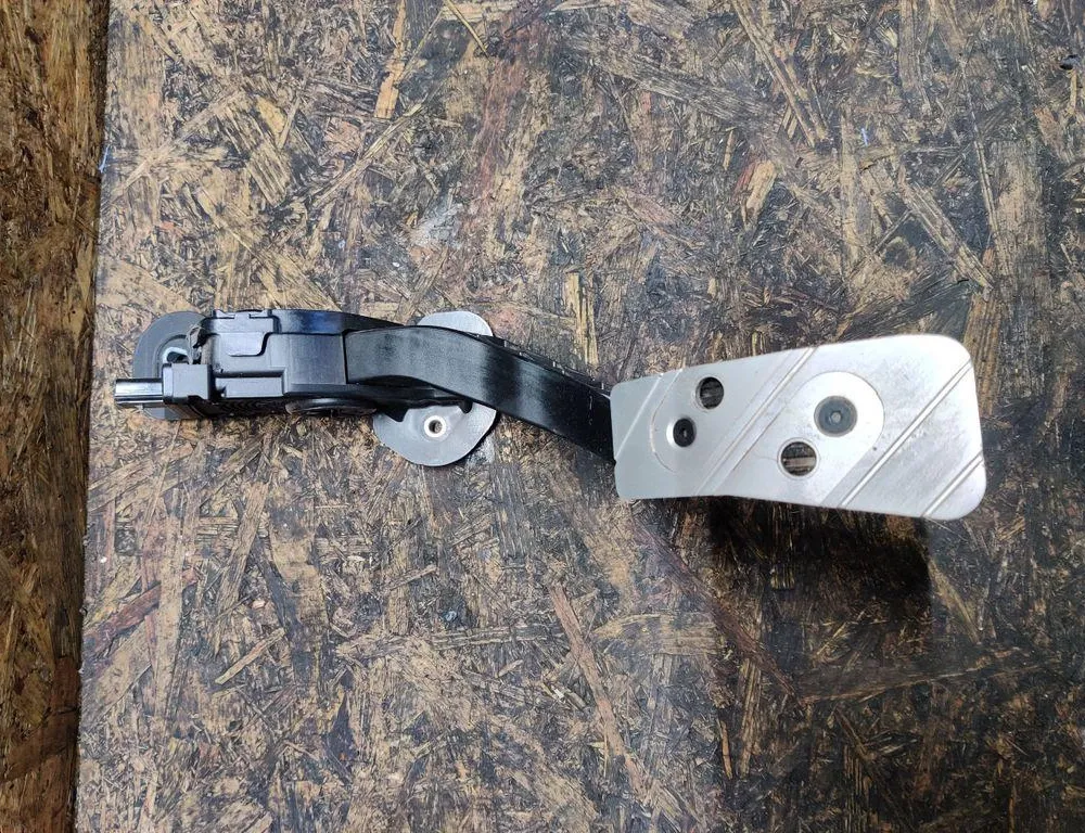 MAZDA 6 GJ (2012-2024) Throttle Pedal GS1E41600 34672306