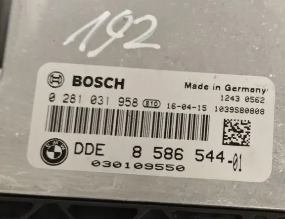 BMW X5 F15 (2013-2018) Блок управления двигателем 8586544 34045853