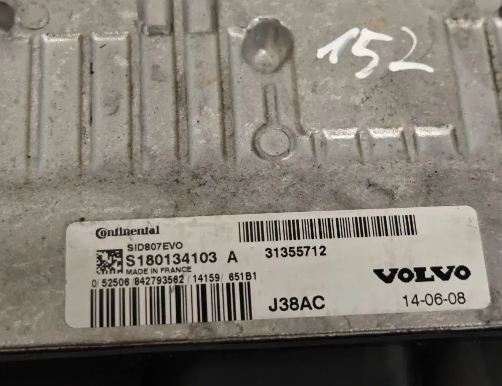 VOLVO V40 Cross Country 1 generation (2012-2020) Engine Control Unit ECU 31355712 34043403
