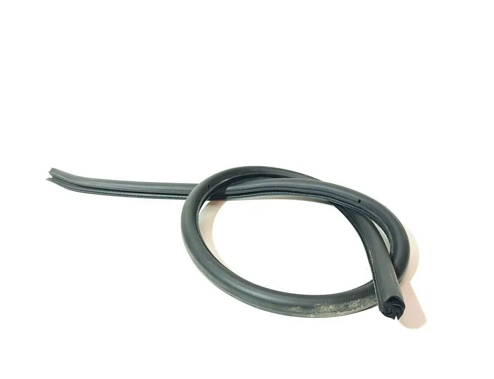 AUDI A5 8T (2007-2016) Front Right Door Seal Rubber 8T0831707D,8T0831707 34073171